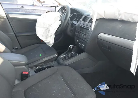 2015 Volkswagen Jetta 1.8T Se из США, поврежденный, VIN 3VWD17AJ3FM342141